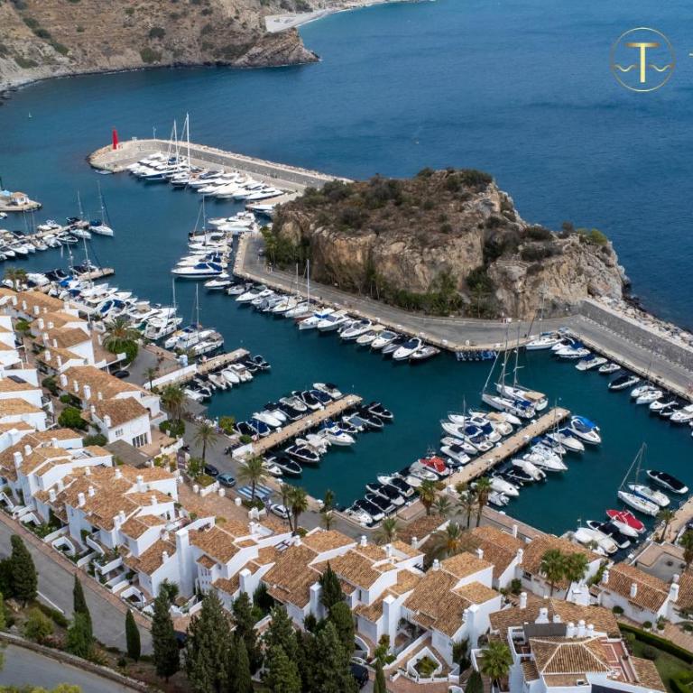 Townhouse Harbour Marina del Este-110 - Two-Bedroom Deluxe Apartment with Harbour View - 25