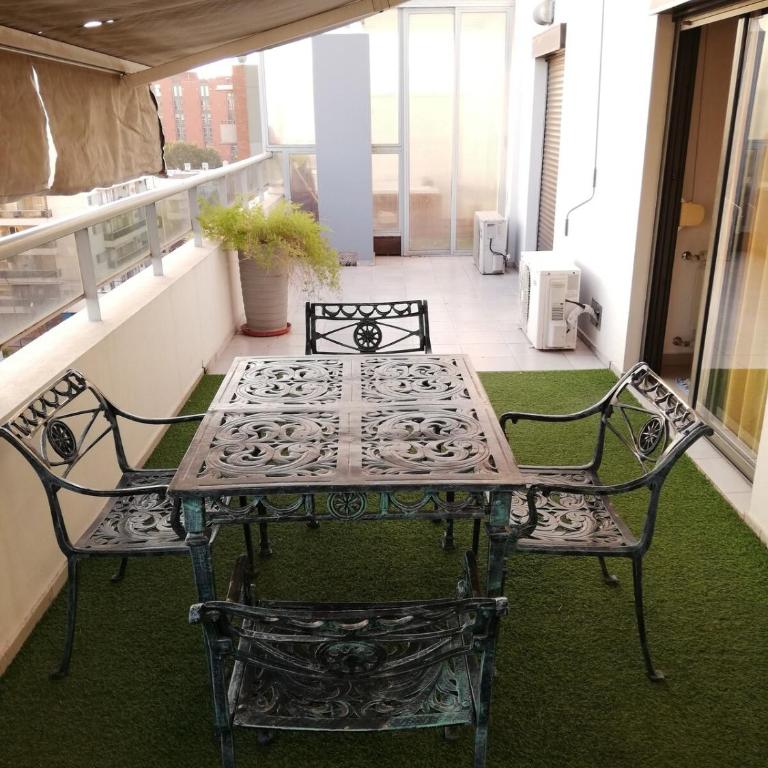 Semipiso de DOS HABITACIONES con terraza y jacuzzi - capacidad 4 personas - Apartamento de 1 dormitorio - 9