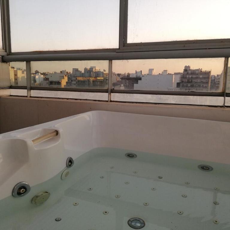 Semipiso de DOS HABITACIONES con terraza y jacuzzi - capacidad 4 personas - Apartamento de 1 dormitorio - 10