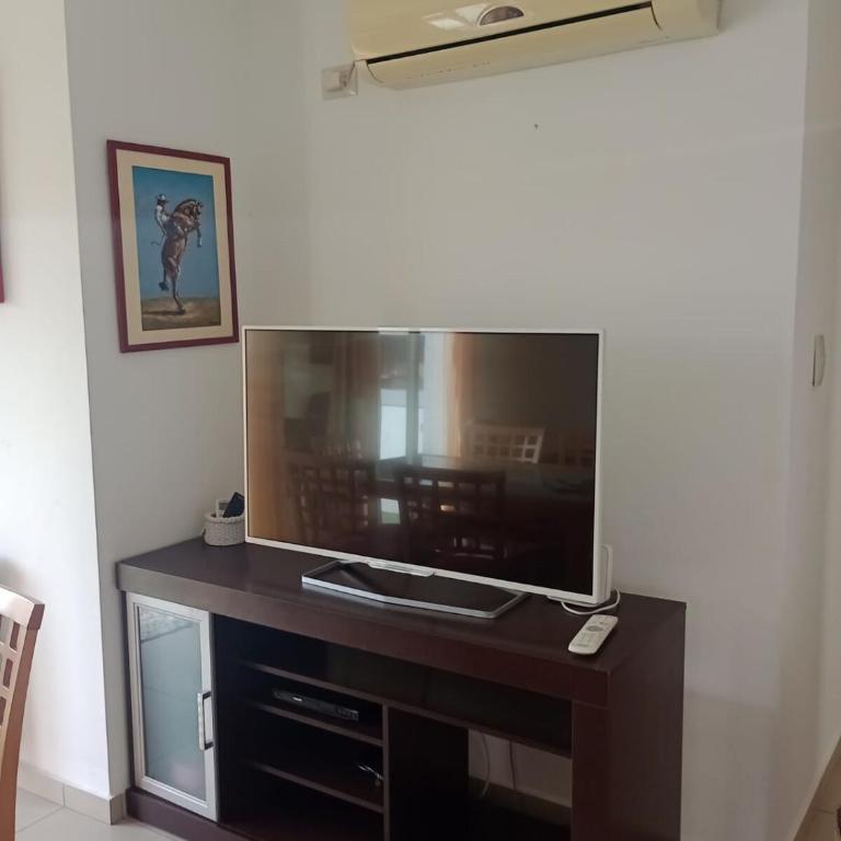 Semipiso de DOS HABITACIONES con terraza y jacuzzi - capacidad 4 personas - Apartamento de 1 dormitorio - 13