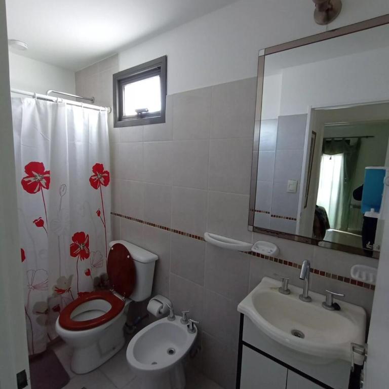 Semipiso de DOS HABITACIONES con terraza y jacuzzi - capacidad 4 personas - Apartamento de 1 dormitorio - 14