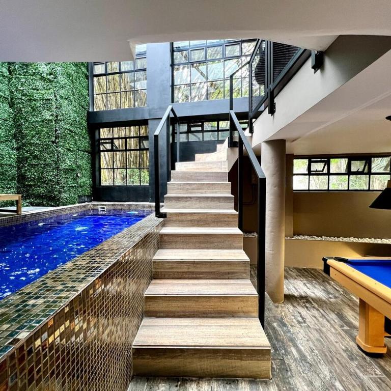 NOWA The Cave Apt - Mancave, Pool & Arcade, by Lleras Park - Apartamento - 23