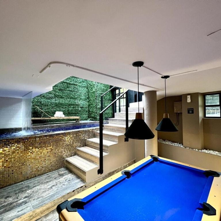 NOWA The Cave Apt - Mancave, Pool & Arcade, by Lleras Park - Apartamento - 50