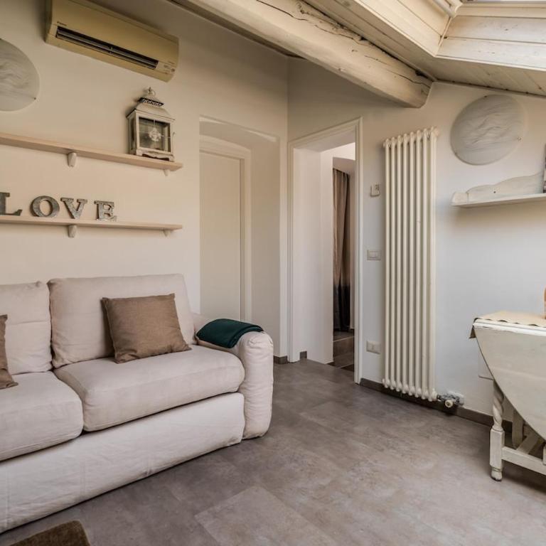 Duomo 15 min M3 Bocconi University Navigli Luxury Loft - Appartamento con 1 Camera da Letto - 15