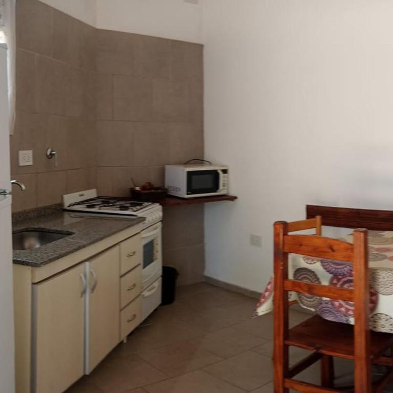 DEPARTAMENTO A 500 mts DEL MAR - Apartamento de 1 dormitorio - 4