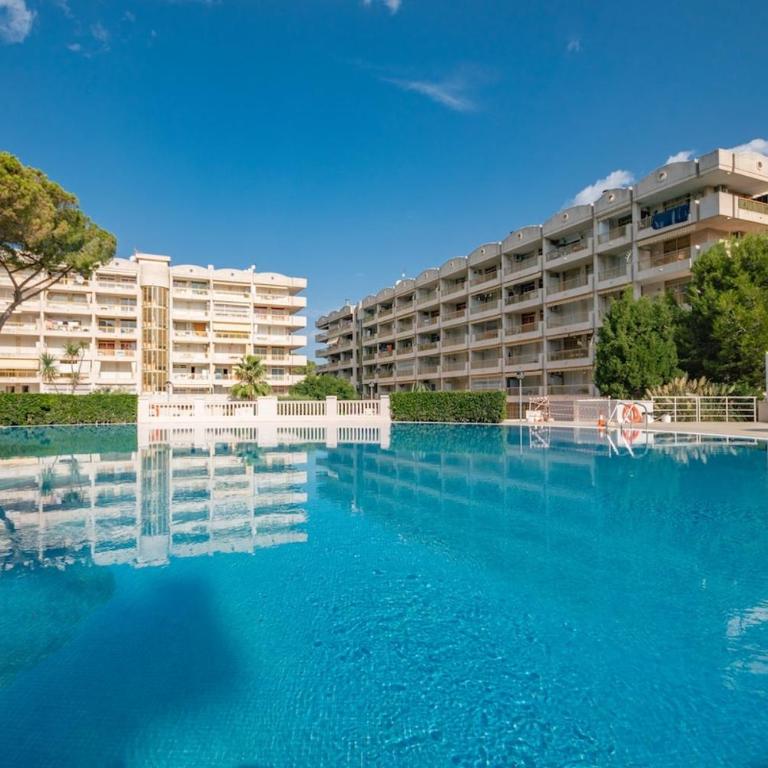 Salou-Modern-Pool-5'playa-2room-PortAvntura-AC13 - Apartamento de 2 dormitorios - 5