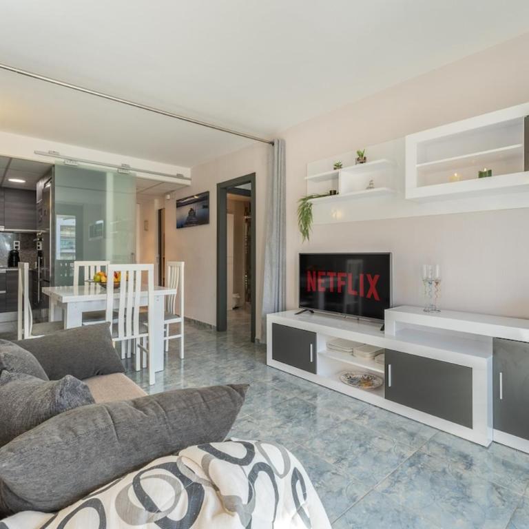 Salou-Modern-Pool-5'playa-2room-PortAvntura-AC13 - Apartamento de 2 dormitorios - 21