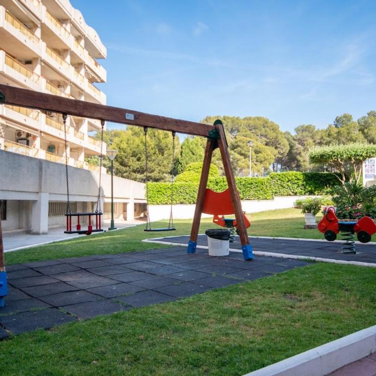 Salou-Modern-Pool-5'playa-2room-PortAvntura-AC13 - Apartamento de 2 dormitorios - 24