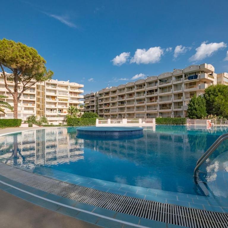 Salou-Modern-Pool-5'playa-2room-PortAvntura-AC13 - Apartamento de 2 dormitorios - 36