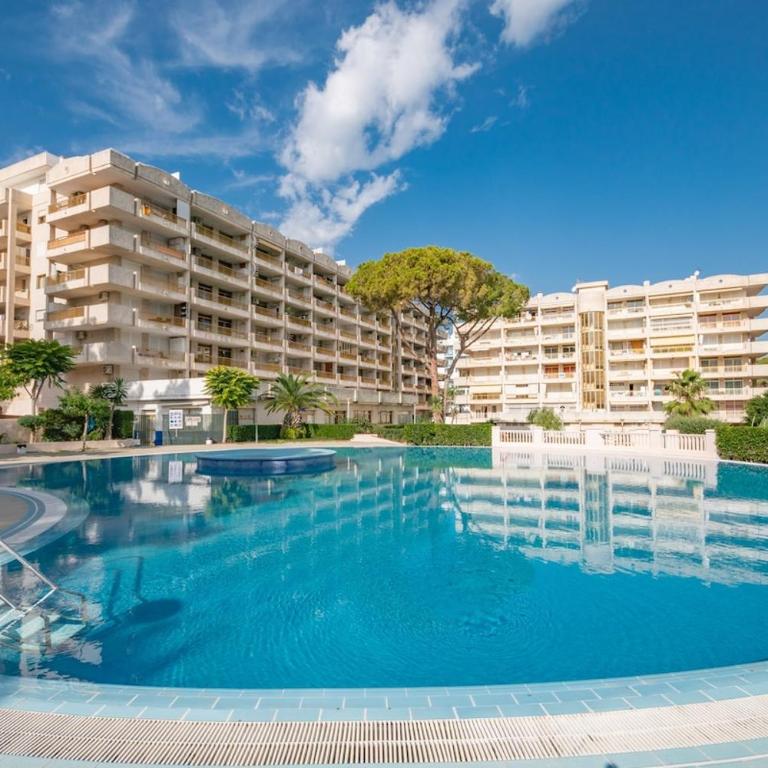 Salou-Modern-Pool-5'playa-2room-PortAvntura-AC13 - Apartamento de 2 dormitorios - 42