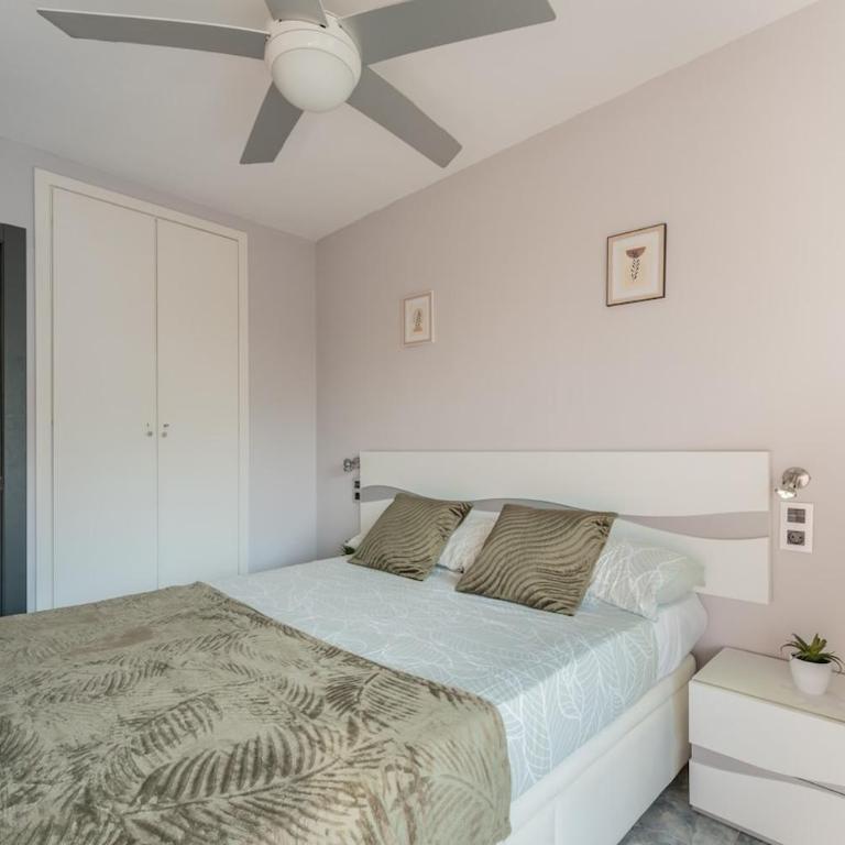 Salou-Modern-Pool-5'playa-2room-PortAvntura-AC13 - Apartamento de 2 dormitorios - 54