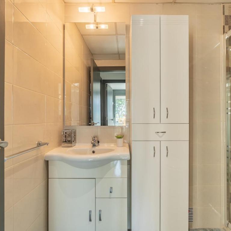 Salou-Modern-Pool-5'playa-2room-PortAvntura-AC13 - Apartamento de 2 dormitorios - 57
