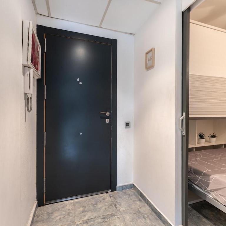 Salou-Modern-Pool-5'playa-2room-PortAvntura-AC13 - Apartamento de 2 dormitorios - 66