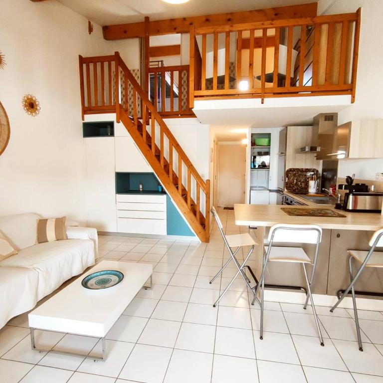 PERLES DU SOLEIL Belle villa T3 mezzanine avec piscine - Appartement Supérieur - 1