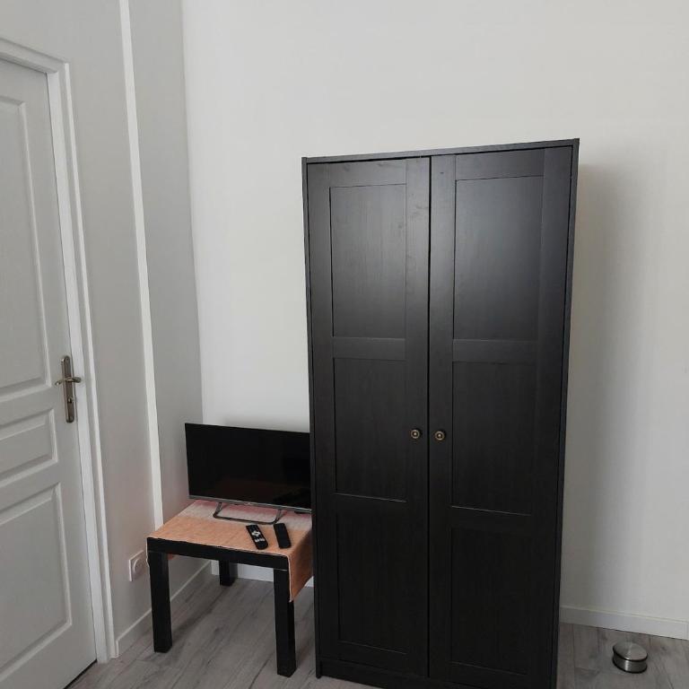 Studio tout confort - TV - Wifi - Apartamento de 1 dormitorio - 7