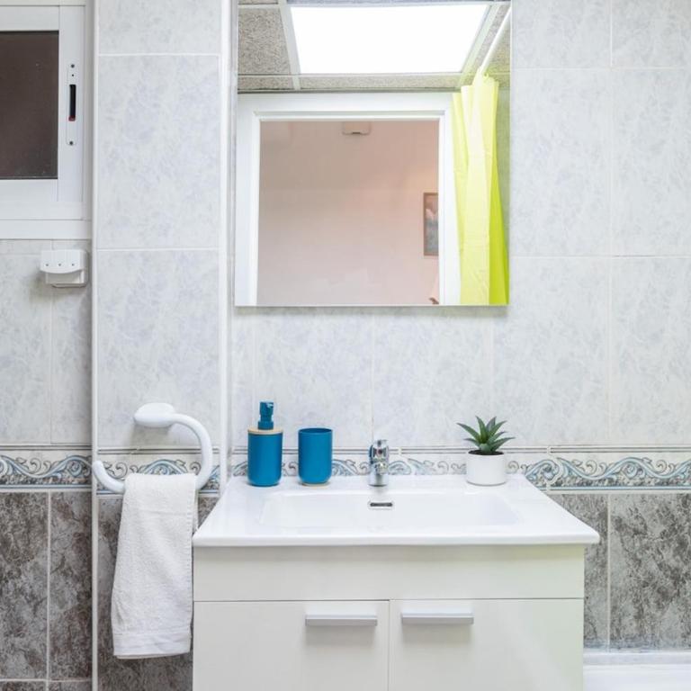 Salou -2HB-4pax -Beach-Sea View-AC-WiFi15 - Apartamento de 2 dormitorios - 9