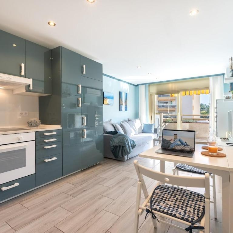 Salou-PrivateParking-Pool-2bed-PortAvntura-AA-WiFi16 - One-Bedroom Apartment - 1