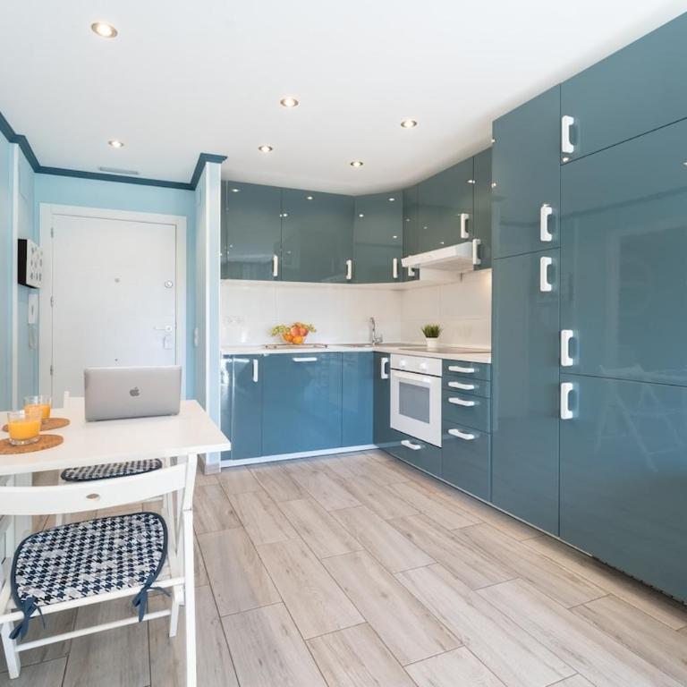 Salou-PrivateParking-Pool-2bed-PortAvntura-AA-WiFi16 - One-Bedroom Apartment - 9