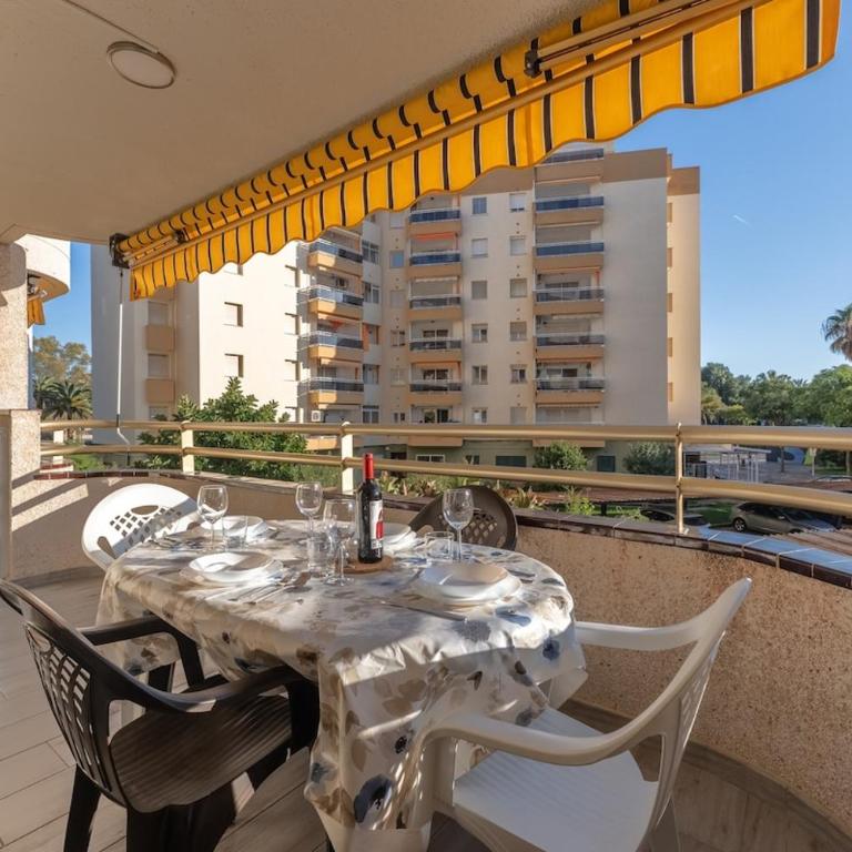 Salou-PrivateParking-Pool-2bed-PortAvntura-AA-WiFi16 - One-Bedroom Apartment - 21