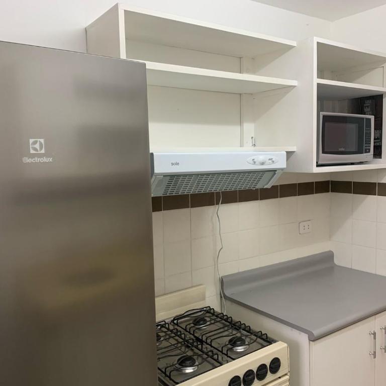 Departamento en Miraflores - Two-Bedroom Apartment - 4