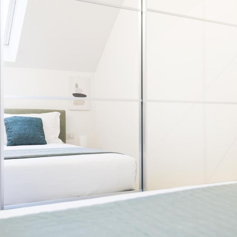 Easylife - Milano - Napo Torriani 1 E - Centrale - Appartamento - 24