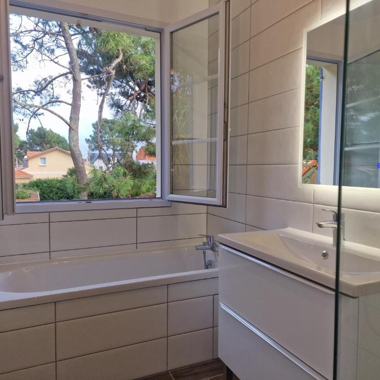 Les Pins grand duplex T5 avec jardin les plages à pied - Apartamento de 3 dormitorios - 16