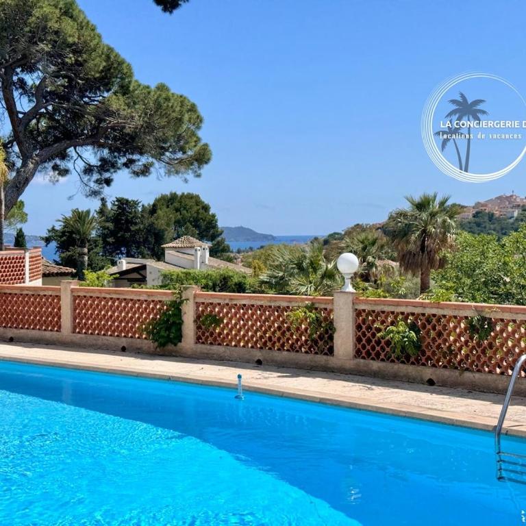 Villa Le Sud - Piscine - Vue dégagée et aperçu mer - Villa - 6
