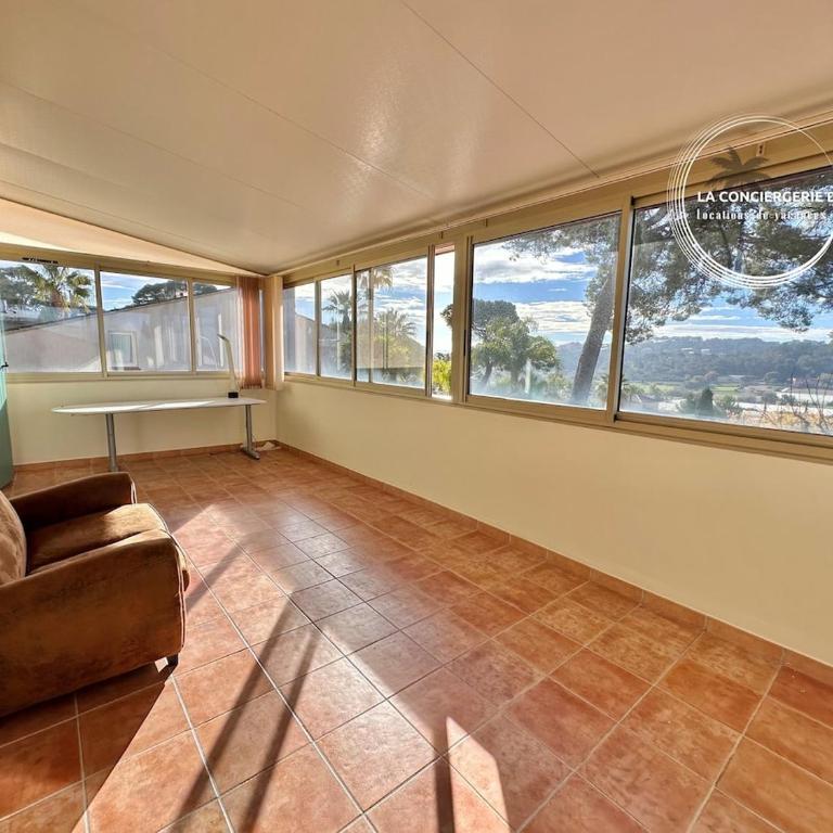 Villa Le Sud - Piscine - Vue dégagée et aperçu mer - Villa - 20