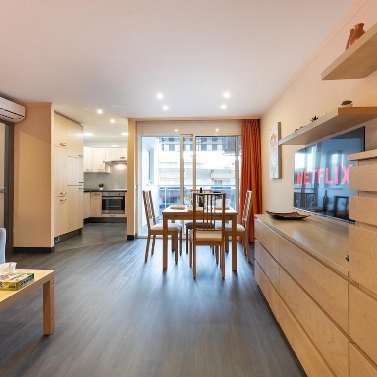 Salou-Danubio-Center-Pool-2bed-PortAvntura-AA-WIFI17 - Apartamento de 1 dormitorio - 1
