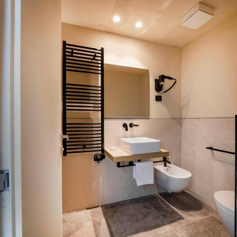 Italianflat - Verona's River, FREE PARKING for car & bike, nature, relax - Camera Matrimoniale con Bagno Privato - 14