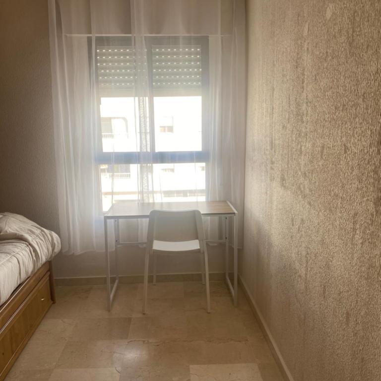 Espacioso apartamento en Barbate con Wifi - Apartamento de 3 dormitorios - 26