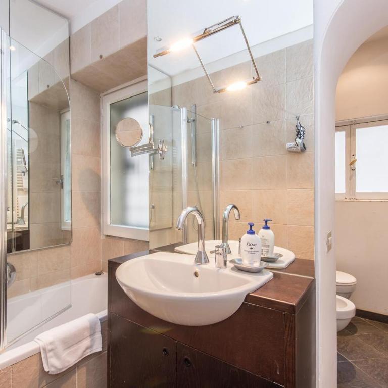 Spacious 2BR in the historic center - Appartamento con 2 Camere da Letto - 6