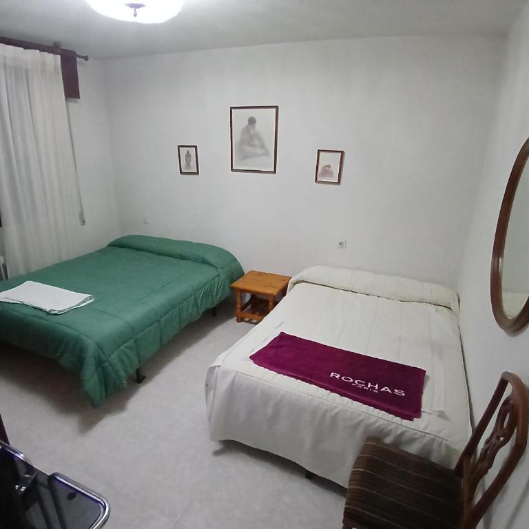 Habitación 4 personas en Toledo - Habitación con cama grande - 16