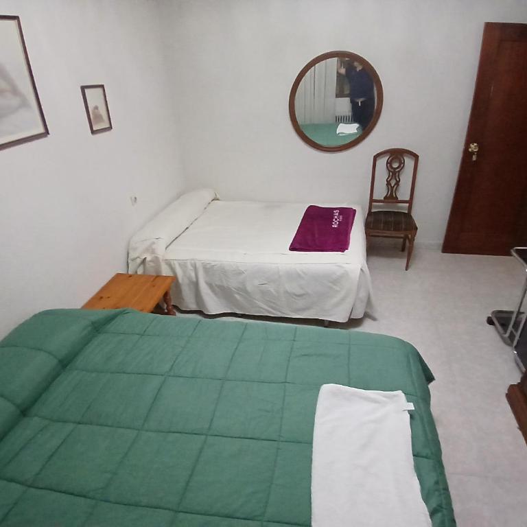 Habitación 4 personas en Toledo - Habitación con cama grande - 20
