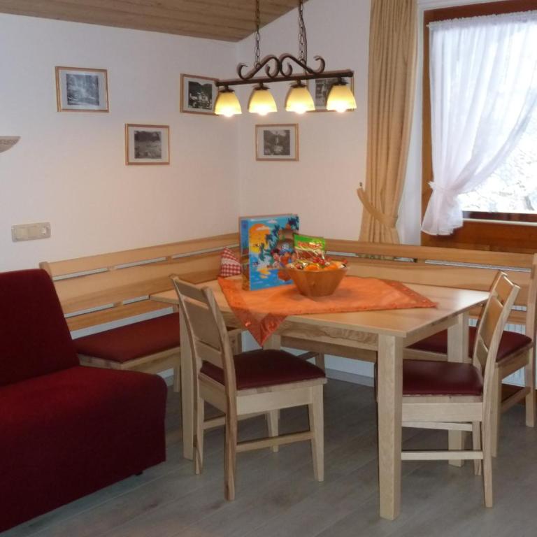 Haus im Kurpark - Familienapartment mit 2 Schlafzimmern 5 - 10