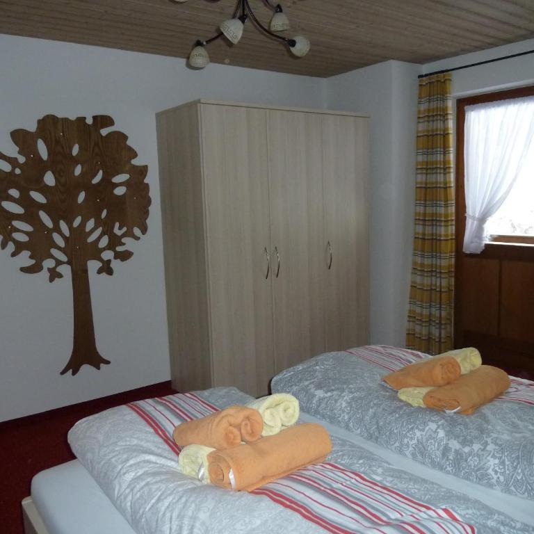 Haus im Kurpark - Familienapartment mit 2 Schlafzimmern 5 - 12