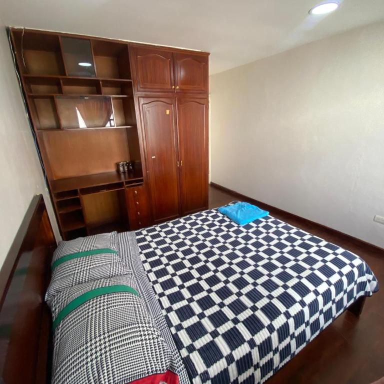 Gigante departamento para 10 personas con dos parqueaderos - Apartamento - 6