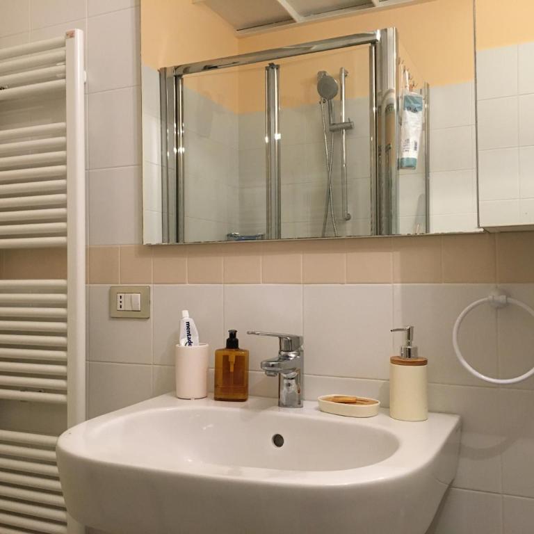 La Casa nel Chiostro tra lago e monti - Two-Bedroom Apartment - 19