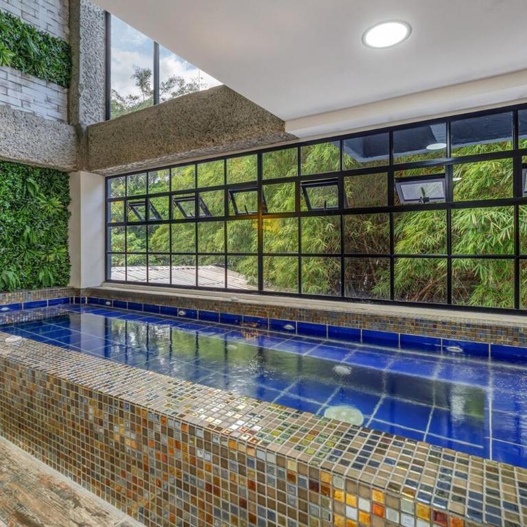 Huge PH | Indoor Pool & Jacuzzi, Lleras Park - Apartment - 1