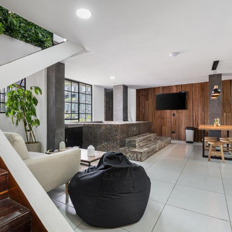 Huge PH | Indoor Pool & Jacuzzi, Lleras Park - Apartment - 10