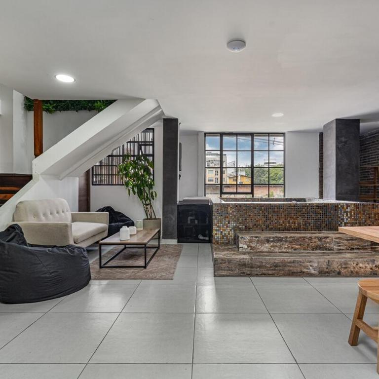 Huge PH | Indoor Pool & Jacuzzi, Lleras Park - Apartment - 11