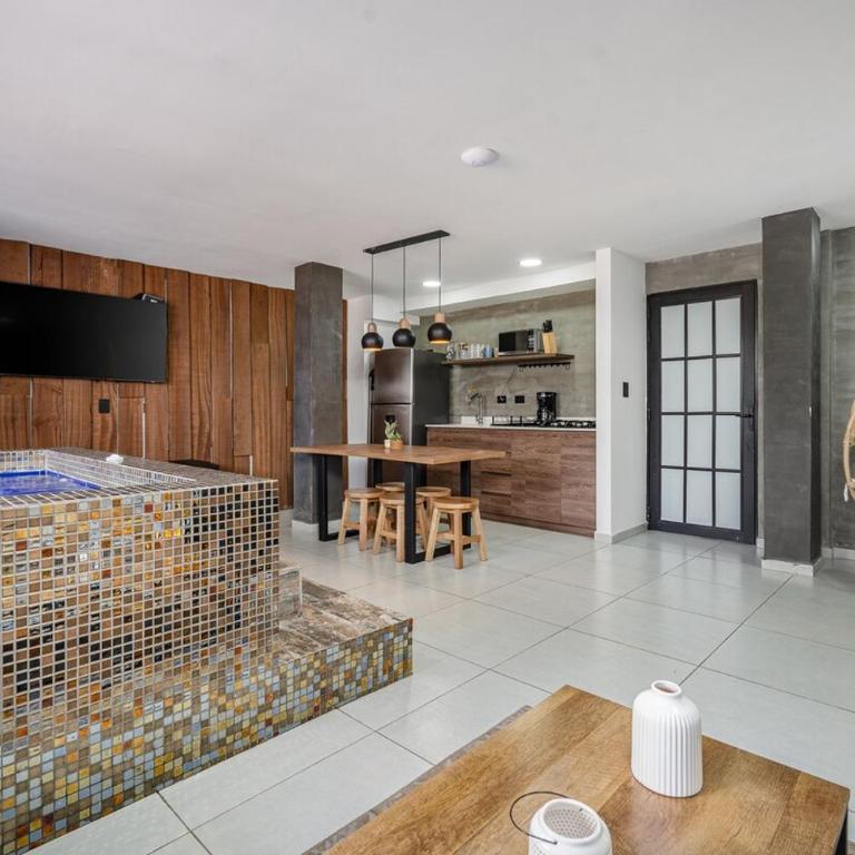 Huge PH | Indoor Pool & Jacuzzi, Lleras Park - Apartment - 15
