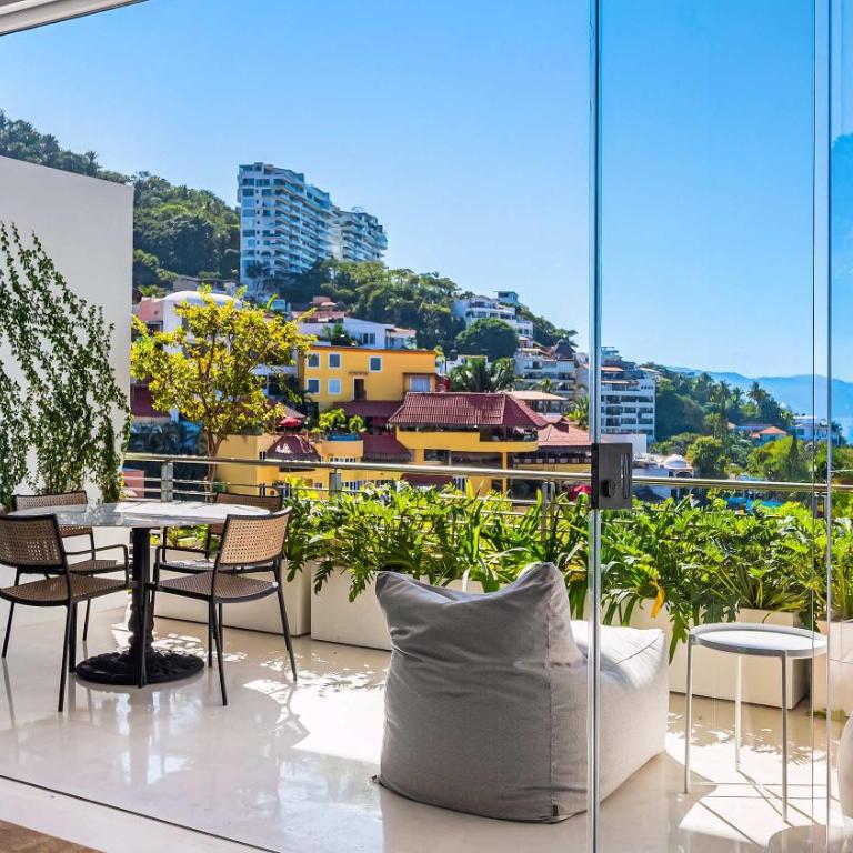 SoHo PV - PH 9 - Apartment - 6