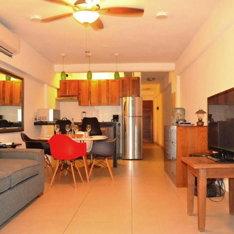 Studio Romantic Zone steps to beach Adults Only - One-Bedroom Apartment - 22