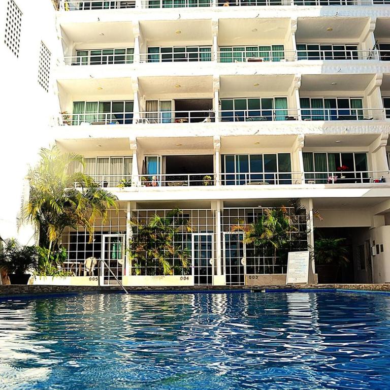 Studio Romantic Zone steps to beach Adults Only - One-Bedroom Apartment - 28
