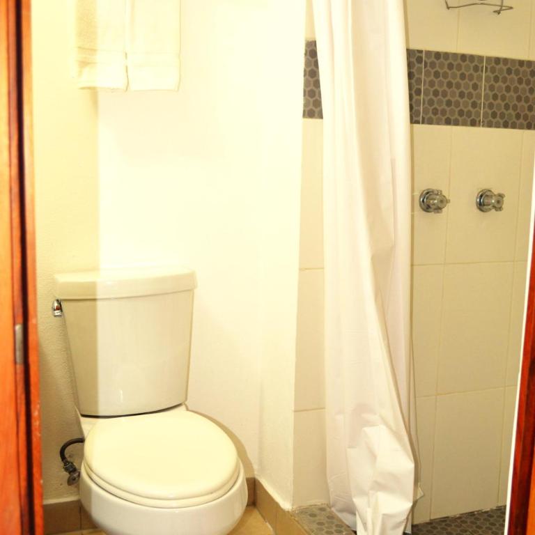 Studio Romantic Zone steps to beach Adults Only - One-Bedroom Apartment - 4