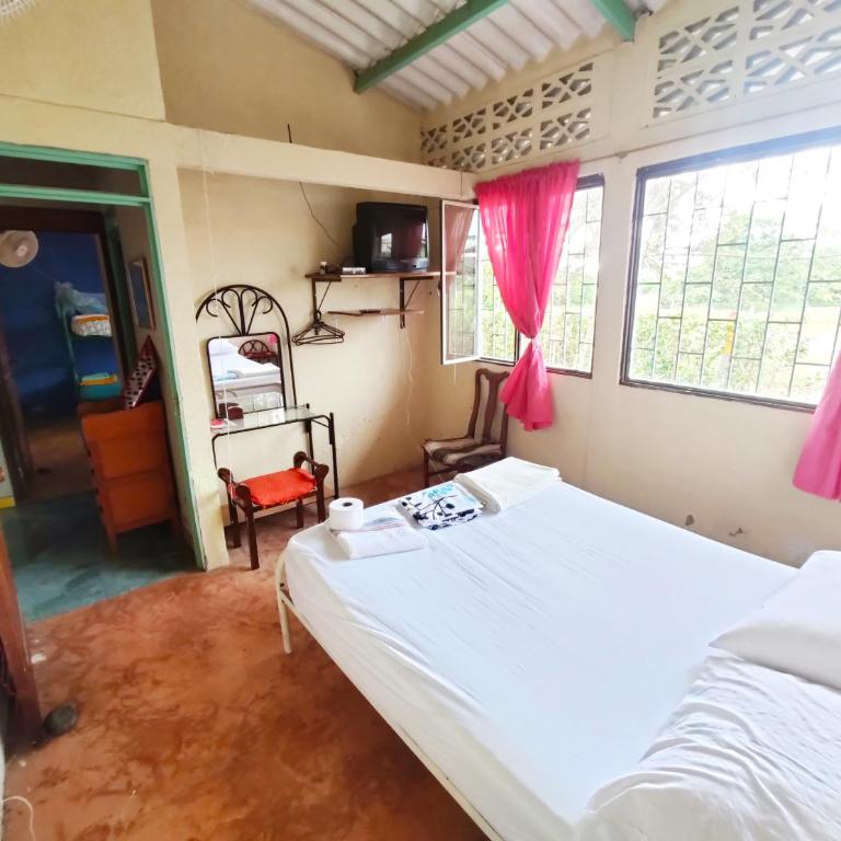 Casa Camprestre con Piscina Privada - Guamo Tolima - Casa de 3 dormitorios - 32