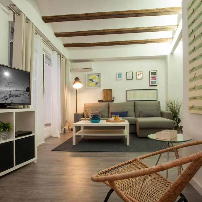 SingularStays Mercado Central - Loft - 11