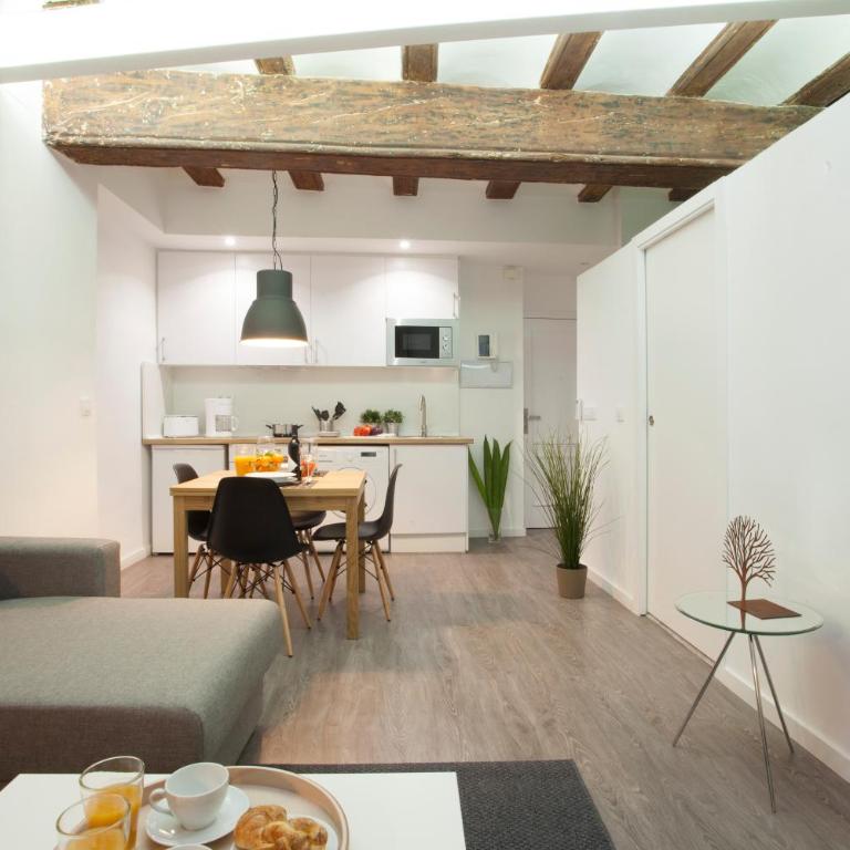 SingularStays Mercado Central - Loft - 12