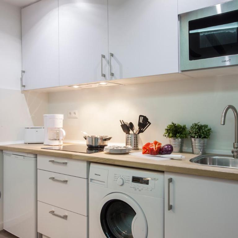 SingularStays Mercado Central - Loft - 13
